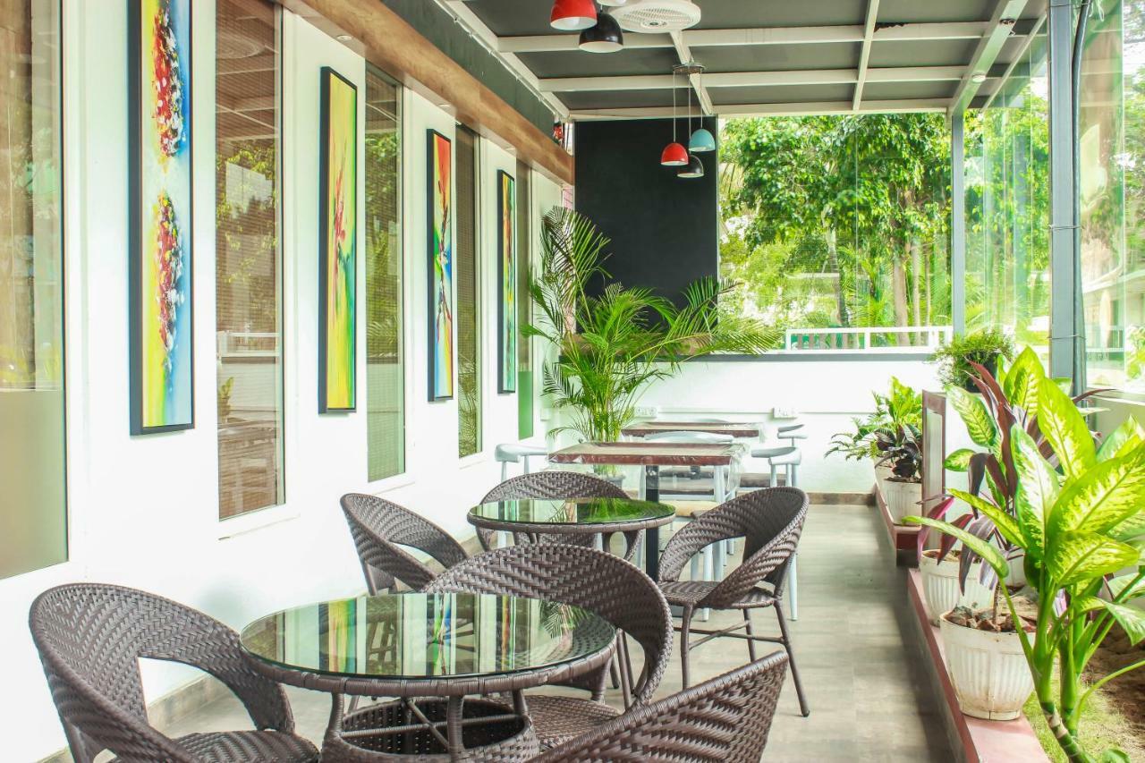 Rest Inn Skr A Petrichor Hotel Bangalore Exterior photo